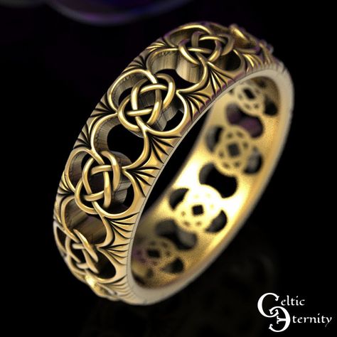 See all variation of this ring: www.etsy.com/shop/CelticEternity?search_query=1631 A modern Celtic design of infinite woven strands with delicate cut through sections, this ring represents the continuous and intertwining nature of true love. Every ring is made to order and in YOUR CUSTOM size. Please buy our refundable ring sizer (BEFORE ORDERING) as most rings cannot be resized because of the continuous knotwork: www.etsy.com/listing/937178260 Cast in solid gold or platinum, these rings are mad 10th Anniversary Idea, Claddagh Ring Wedding, Celtic Wedding Bands, Celtic Knot Ring, Sterling Silver Rings Set, Celtic Wedding, Celtic Rings, Knot Ring, Celtic Designs