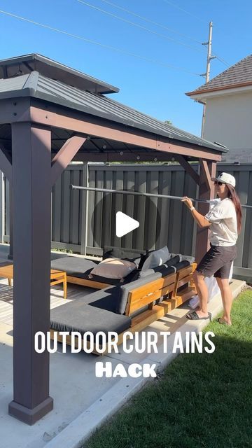 Pergola With White Curtains, Curtains Porch Outdoor, Deck Curtains Outdoor Diy, Outdoor Pergola Curtain Ideas, Covered Patio With Curtains, Pergola Curtains Outdoor Diy, Pergola Curtains Ideas, Outside Curtains Patio Diy, Patio Curtains Outdoor Diy