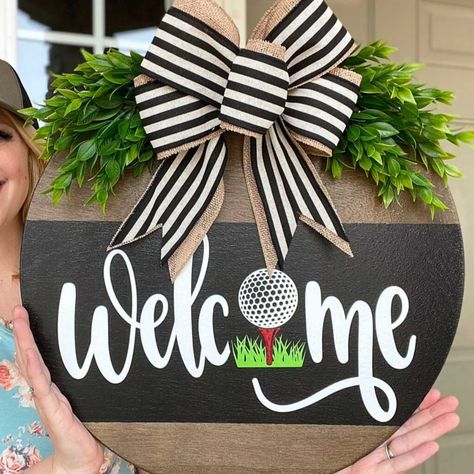 Golf Front Door Sign, Glowforge Golf Ideas, Golf Themed Wreaths, Golf Door Decorations, Golf Welcome Sign, Golf Signs Wooden, Golf Wreath Ideas, Golf Cricut Ideas, Golf Signs Ideas