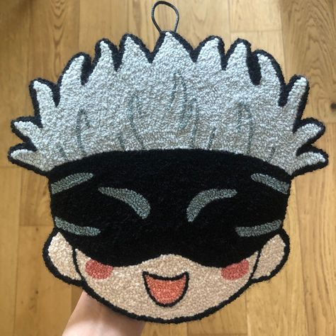 Anime Punch Needle, Tufting Ideas Anime, Anime Rug Tufting, Punching Needle Embroidery, Punch Needle Designs Ideas, Anime Tufted Rug, Anime Rug, Punch Rug, Tufted Wall Hanging