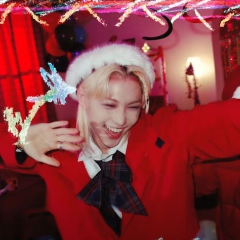 Kpop Christmas Icons Stray Kids, Kids Den, Solo Photo, Kim Seungmin, Christmas Icons, Stray Kids Seungmin, Kids Icon, Christmas Mood, Felix Stray Kids