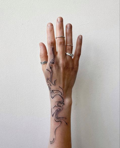 Swirl Tattoo, Tato Minimal, Petit Tattoo, Hand And Finger Tattoos, Elegant Tattoos, Abstract Tattoo, Dope Tattoos, Simplistic Tattoos, Line Tattoos