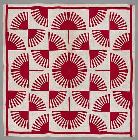 Fan Quilt, Two Color Quilts, Red And White Quilts, Fan Pattern, Circle Quilts, American Quilt, Red Quilts, Old Quilts, Antique Quilts