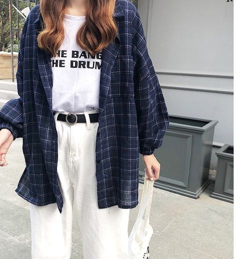 Flannel Outfits Korean, Plaid Flannel Outfit, Oversized Flannel Outfits, Oversized Plaid Shirts, Estilo Harajuku, Indie Clothes, Y2k Aesthetic Fashion, Egirl Outfits, Flannel Outfits