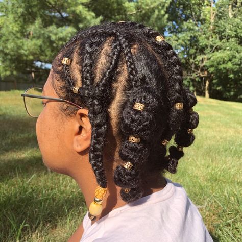 Bubble Braid Black Women, Hairstyle Bubble, Bubble Braid Hairstyle, Hairstyle For Natural Hair, New Natural Hairstyles, Bubble Braid, Bubble Braids, Natural Hairstyle, Hair Coils