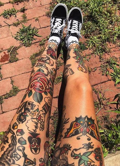 Traditional Tattoo Woman, Tattoos Inspo, Traditional Style Tattoo, Tattoo Old School, Traditional Tattoo Sleeve, Inspiration Tattoo, Tattoos Geometric, Old School Tattoo Designs, Leg Tattoos Women