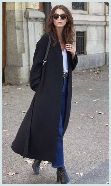 [Sponsored] 11 Most Pinned French Work Jacket Outfit Women Guides To Learn More Right Now #frenchworkjacketoutfitwomen Parisian Chic Style Classy, French Outfit Style Classy, Work Jacket Outfit, Dramatic Classic Style Outfits, Parisian Hairstyles, London Chic, Classic Parisian Style, Most Pinned, Jacket Outfit Women