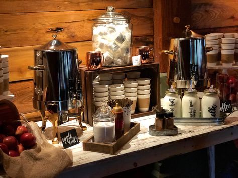 Coffee Bar Display Wedding, Coffee Bar Ideas For Wedding Receptions, Wedding Cider Bar, Coffee Bar Ideas Party Events, Fall Wedding Coffee Bar, Tea And Coffee Station Wedding, Wedding Apple Cider Bar, Coffee Bar At Wedding Receptions, Wedding Reception Coffee Bar