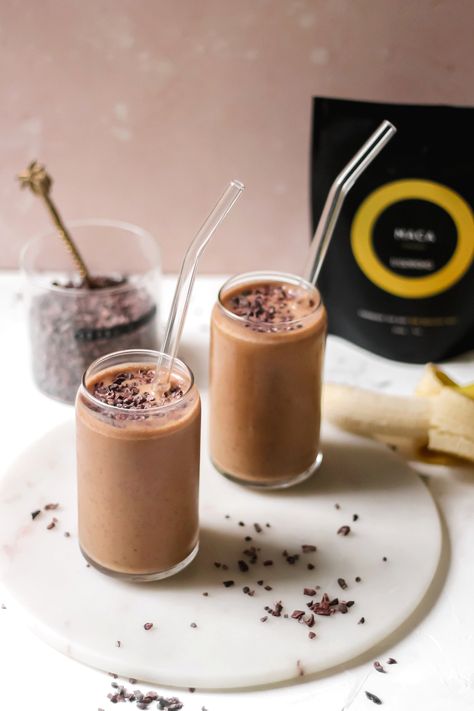 Start your morning right with this quick, easy, absolutely delicious and satiating breakfast ... Cold Brew Smoothie, Peanut Butter Banana Breakfast, Banana Breakfast Smoothie, Breakfast Goodies, Recipe Generator, Banana Breakfast, Peanut Butter Powder, Cocoa Nibs, Clean Eats