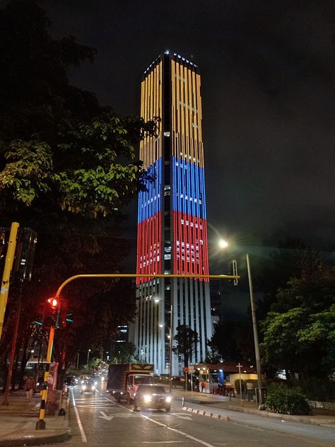 Bogota Colombia Aesthetic, Colombian Aesthetic, Colombia Aesthetic, Colombian Culture, Trip To Colombia, Colombian Art, Fake Life, Caribbean Culture, Night Vibes