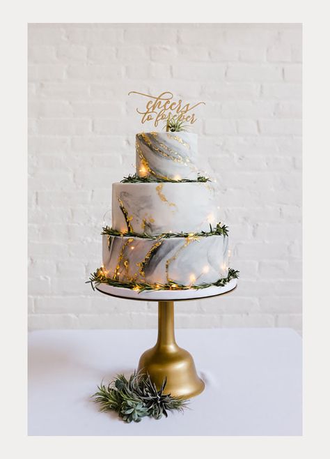 Gold Leaf Accented Marble Wedding Cake with Fairy Lights ~ pretty awesome cake by Nutmeg Cake Design Wedding Cake Marble, Marble Wedding Cake, Bridal Cake Topper, White And Gold Wedding, Romantic Wedding Cake, Marble Wedding, Traditional Cakes, Engagement Cakes, Unique Wedding Cakes