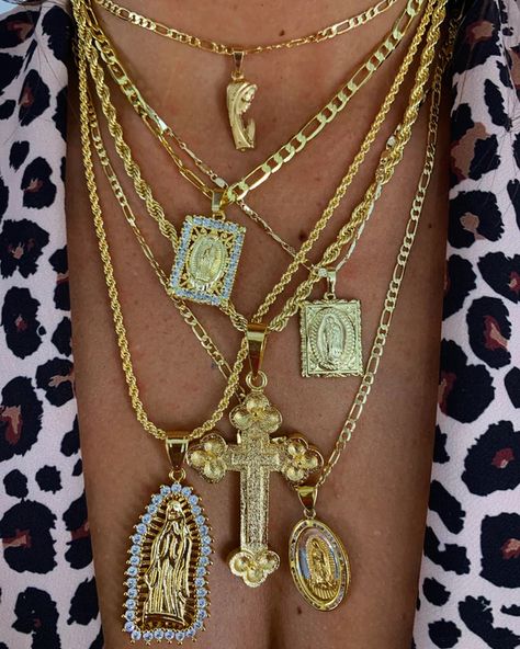 Mammon Aesthetic, Jóias Body Chains, Layered Gold Jewelry, Xoxo Jewelry, Dope Jewelry Accessories, Piercing Inspo, Expensive Jewelry Luxury, Indie Jewelry, Luxe Jewelry