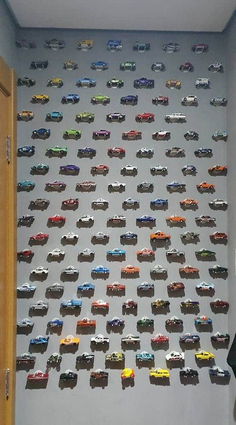 Toy Car Display, Hot Wheels Wall, Hot Wheels Display Case, Hot Wheels Storage, Car Themed Bedrooms, Hot Wheels Room, Hot Wheels Display, Cars Room, Shoe Lace Patterns Converse