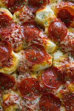 Pull Apart Pizza | Lauren's Latest Bubble Pizza, Monster Pizza, Pizza Monkey Bread, Pull Apart Pizza, Pull Apart Pizza Bread, Pizza Bread Recipe, Bubble Bread, Making Pizza, Pizza Casserole