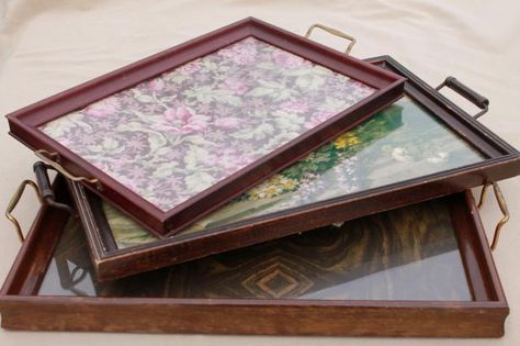 Combine beauty and functionality with these 15 picture frame project ideas. DIY projects are always fun, but these are truly amazing! Diy Wood Picture Frames, Diy Wood Picture, Cadre Photo Diy, Picture Frame Projects, Picture Frame Tray, Diy Serving Tray, Picture Frame Crafts, Wooden Trays, Decoupage Tray