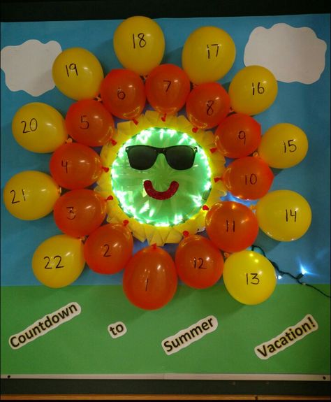 Preschool Countdown To Summer, Summer Vacation Bulletin Board Ideas, Count Down To Summer Classroom Door, Summer Hallway Decorations School, Countdown To Summer Classroom Door, Count Down To Summer Bulletin Board, Summer Countdown Bulletin Board, School Countdown To Summer, Countdown To Summer Bulletin Board