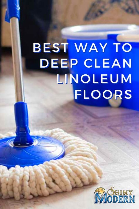 Deep Clean House, Linoleum Cleaner, House Deep Clean, Floor Cleaning Recipe, Clean Linoleum Floors, Linoleum Kitchen Floors, Clean Bathroom Floor, Best Floor Cleaner, Floor Cleaning Hacks