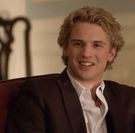 Cormac Mclaggen, Internet Boyfriend, Freddie Stroma, Freddie My Love, Witch Characters, Well Well, The Worst Witch, Character Actor, Short Natural Hair Styles