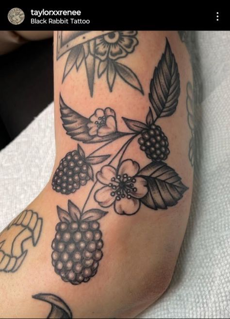 Traditional Fruit Tattoo, Black And Grey American Traditional, Black And Grey Traditional Tattoo, Blackberry Tattoo, Strawberry Tattoo, Fruit Tattoo, Hippie Tattoo, Black Strawberry, Vine Tattoos