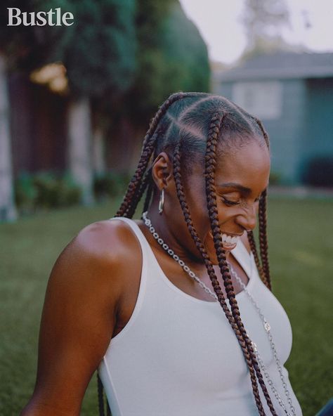 𝘽𝙇𝘼𝘾𝙆 𝙇𝙄𝙑𝙀𝙎 𝙈𝘼𝙏𝙏𝙀𝙍. on Twitter: "I think that we can all agree that Issa Rae… " Travis Scott Braids, Dramatic Natural Essence, Hair 101, Issa Rae, Cornrow, Cornrow Hairstyles, Afro Hair, Hair Journey, Celebrity Hairstyles