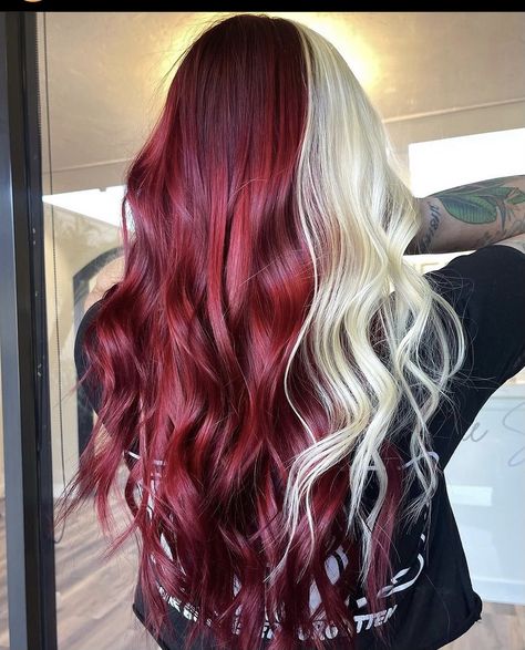 Witch Hair, Peekaboo Hair, Vivid Hair Color, Boring Hair, Long Dark Hair, Natural Curls Hairstyles, Edgy Hair, Hair Dye Colors, Feathered Hairstyles