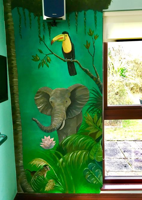 Jungle Painting Acrylic, Jungle Art Painting, Chalk Mural, Violet Room, Jungle Painting, Jungle Mural, Elephant Colour, Jungle Art, Animal Canvas Art