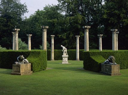 Grecian Garden, Garden Columns, Pavilion Garden, Trust Images, Corinthian Columns, Roman Garden, Portland Stone, Formal Garden, Classic Garden