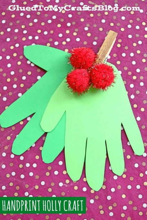 Super Easy Handprint Christmas Holly - Kid Craft Idea Hand Print Christmas, Mistletoe Craft, Christmas Handprint Crafts, Handprint Christmas, Christmas Crafts To Make, Hand Crafts For Kids, Handprint Craft, Kid Craft, Paper Christmas Tree