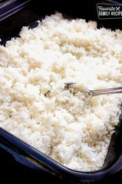 Rice For A Crowd, Oven Rice, Rice In The Oven, Cooking Rice, Cook Rice, Recipes Oven, Baked Rice, Easy Bake, Cooking For A Crowd