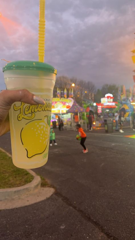 ADHD had me leave Rum Punch Brunch JUST to go directly across the street to the fair and eat an overpriced hotdog, funnel cake, and lemonade. 🥴🥴🥴 Diy Fair Lemonade, County Fair Lemonade Recipe, State Fair Lemonade, Mikes Harder Lemonade, State Fair Strawberry Lemonade, Rum Punch, Funnel Cake, Funnel, Hot Dogs