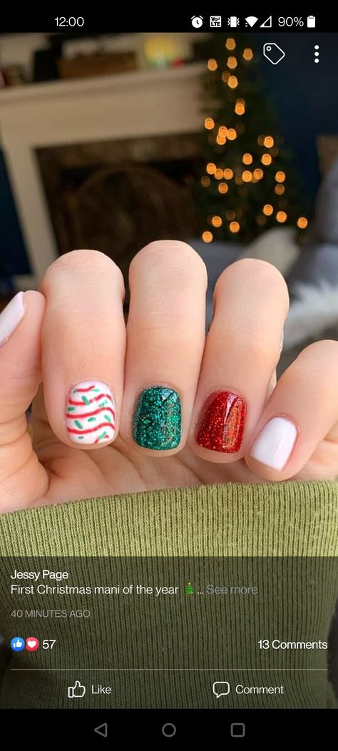 Christmas Picture Nails, Pretty And Simple Nails, December Manicure Ideas, Short Short Christmas Nails, Short Simple Christmas Nail Designs, Little Debbie Nails, Christmas Gel Nails For Kids, Christmas Gel Polish Nails, Kids Nail Polish Ideas