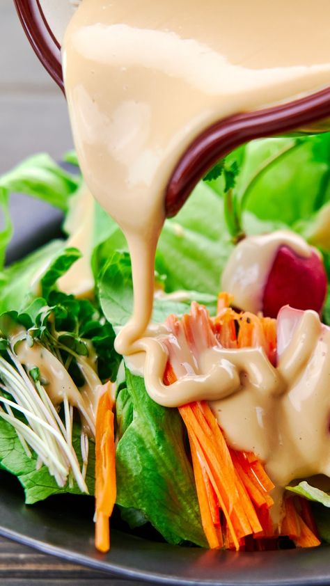 This easy sesame dressing recipe is easy to make at home and tastes way better than in any Japanese restaurant. Salad Dressing Creamy, Japanese Salad Recipes, Japanese Salad Dressing, Sesame Dressing Recipe, Asian Sesame Dressing, Restaurant Salad, Japanese Salad, Asian Dressing, Boiled Vegetables