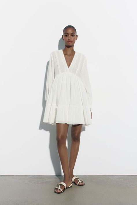 VOLUMINOUS MINI DRESS - Oyster White | ZARA United Kingdom White Zara Dress, Zara Dress White, Black Eyelet Dress, Fit And Flare Mini Dress, Oyster White, Long Sleeve Tunic Dress, Sleeveless Knit Dress, Dot Print Dress, Bon Prix