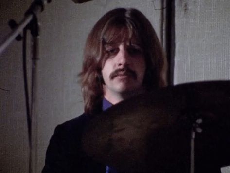 Ringo Starr Gif, Beatles Gif, Gif Pic, The Beatles 1, Richard Starkey, Gif Icons, Beatles Ringo, Just Good Friends, Bug Boy