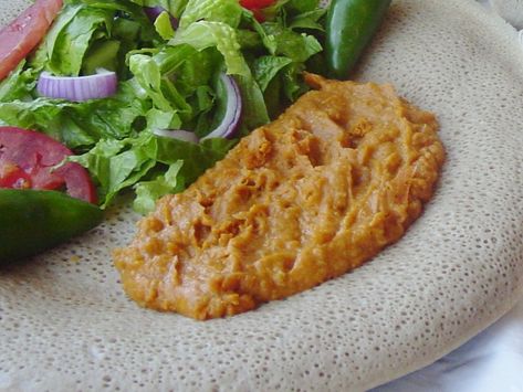 Shiro Wat Recipe (Ethiopian split green pea puree; see Mesir Wat recipe) Ethiopian Shiro, Shiro Wat, Teff Recipes, Best Vegetarian Dishes, Bean Cakes, Spice Island, Ethiopian Food, Lentil Stew, Pancakes Easy