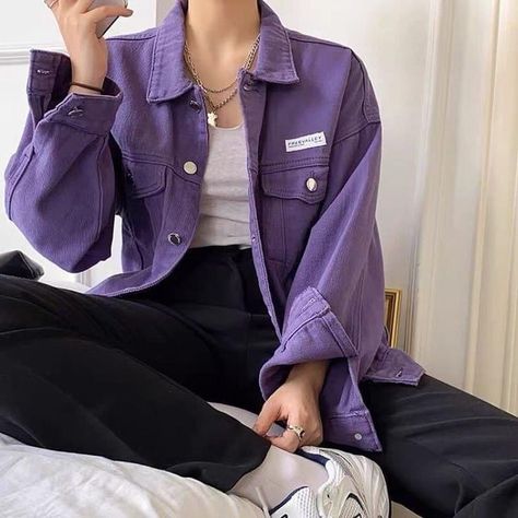 Purple Jacket Outfit, Purple Cardigan Outfits, Outfit Elegantes, Aesthetic Purple, Casual College Outfits, Fashion Top Outfits, Purple Cardigan, Purple Outfits, Everyday Fashion Outfits