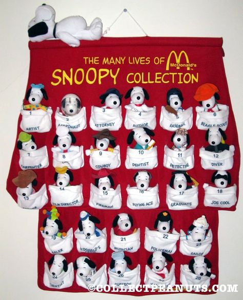 Snoopy Items, Us Movie, Snoopy Plush, Woodstock Peanuts, Snoopy Collectibles, Peanuts Charlie Brown Snoopy, Snoopy Comics, Mickey Mouse Donald Duck, The Smurfs