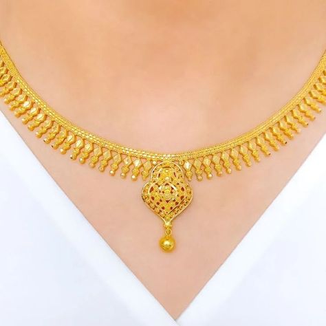 24k gold plated fancy RP necklace sets new design collection artificial jewelry . Wholesaler of Unique Artificial Jewelry. . 24 karat gold plated fancy handmade artificial jewelry house 🏠 . Long lasting color Gold plated necklace and earrings with beautiful gift pack 24 karat gold polish Material: Gold Plated Attractive design Use with caution, avoid chemicals etc. Bridal love to use these styles. High quality polish that makes its beauty appealing. No one can judge like gold Created a Uniqu... Gold Set Designs Simple, Unique Gold Necklace Designs, Gold Necklace Set Bridal, Gold Set Design, Short Gold Necklace, Simple Necklace Designs, Gold Finger Rings, Pure Gold Jewellery, Artificial Jewelry