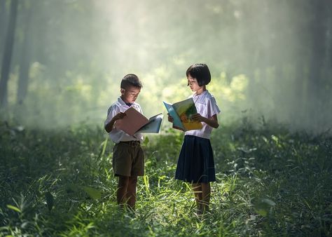 These books with environmental themes will improve both your kids’ literacy and their environmental awareness. Read them in a treehouse or under the sun. Good Study Habits, Education Day, Kids Literacy, Dad Jokes Funny, Reluctant Readers, Environmental Awareness, Study Habits, Online Programs, Student Reading