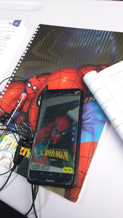 Sipder Man, Spiderman Gifts, Spaider Man, Doraemon Cartoon, Bio Ideas, Spiderman 3, Spider Man 2, Pastel Pink Aesthetic, Pen Sketch