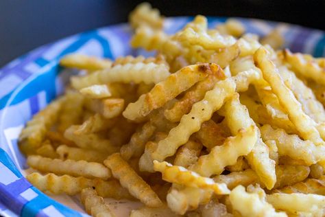 Blackstone Frozen Fries, Crab Scampi Recipe, Best Blackstone Griddle Recipes, Griddle Ideas, Blackstone Griddle Recipes, Blackstone Cooking, Frozen Fries, Pancit Recipe, Vegetable Pancakes