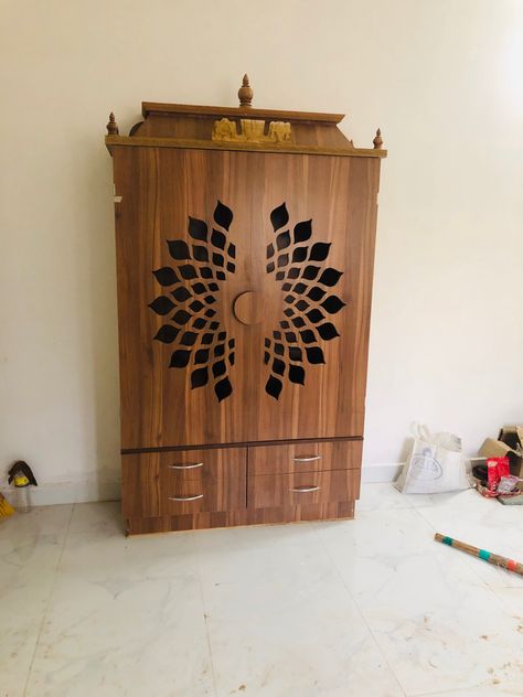 Pooja Shelf Ideas Indian Modern, Pooja Room Plywood Door Design, Pooja Shelf Door Design, Pooja Unit Ideas Indian, Pooja Cupboard Door Design, Puja Shelf Ideas, Pooja Room Cupboard Designs, Pooja Shelf Ideas Indian, Pooja Cupboard Designs