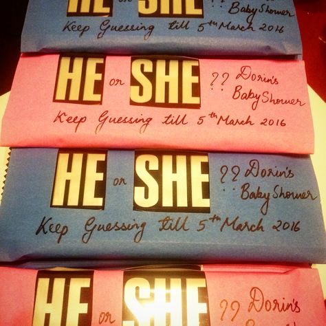 "HE or SHE ... Keep Guessing until Delivery Date" Hershey's Chocolate Bars as Baby Shower Give Aways Hersheys Chocolate, Hershey Chocolate Bar, Hershey's Chocolate, Hershey Chocolate, He Or She, Chocolate Bars, Shower Favors, Baby Shower Favors, Shower Gifts