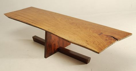 George Nakashima Nakashima Table, Artist Table, Nakashima Furniture, Woodworking Lamp, Woodworking Desk, Woodworking Chair, George Nakashima, Woodworking Bed, Woodworking Basics