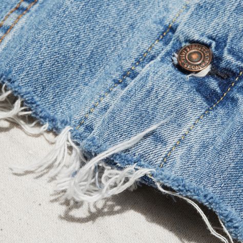 Cut Denim Vest, Diy Distressed Jean Jacket, Diy Cropped Denim Jacket, Painted Jean Jacket Diy, Distressed Denim Jacket Diy, Pants Hacks, Diy Jacket Refashion, Upcycle Jean Jacket, Diy Jean Shorts