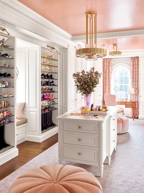 Dressing Room Closet, Dream Closet Design, Closet Decor, Dream Closets, Glam Room, Closet Inspiration, Room Closet, Dressing Room Design, Stunning Interiors