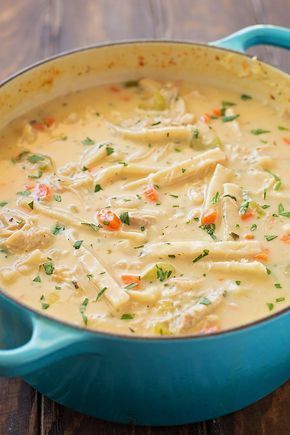 Creamy Chicken Noodle Soup Recipe, Creamy Chicken Noodle, Chicken Noodle Soup Crock Pot, Creamy Chicken Noodle Soup, Chicken Noodle Soup Recipe, Noodle Soup Recipe, Diner Recept, Makanan Diet, Noodle Soup Recipes