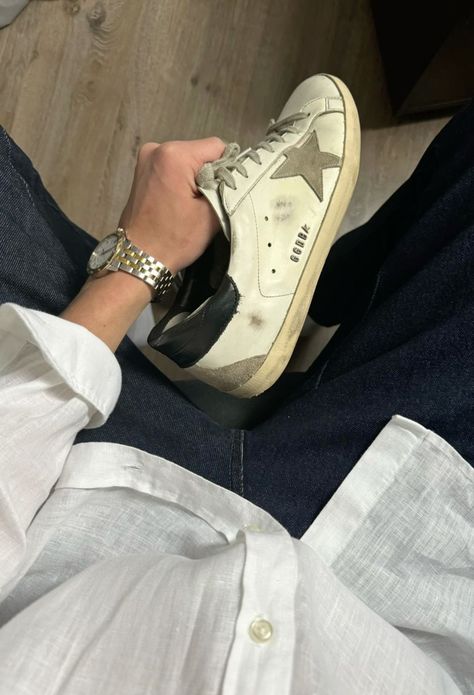 Hunter caruthers Golden Goose Men Outfit, Aesthetic Shoes Men, Rich Guy Aesthetic, Golden Boy Aesthetic, Mens Golden Goose, Rich Boy Aesthetic, Golden Goose Aesthetic, Outfits With White Sneakers, Golden Goose Men