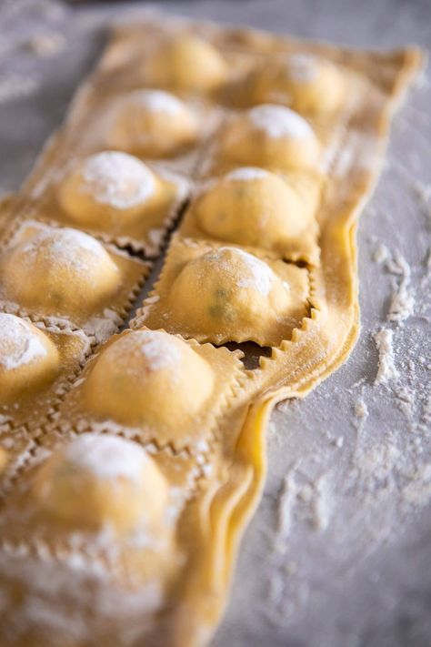 Brown Butter Lobster Ravioli with Tomato Cream Sauce | halfbakedharvest.com #ravioli #Italian #lobster #pastarecipes #pasta #valentinesday Pasta Fresh Tomatoes, Creamy Tomato Basil Sauce, Butter Lobster, Fresh Pasta Dough, Pasta Fresh, Tomato Cream Sauce, Lobster Ravioli, Homemade Pasta Recipe, Homemade Ravioli