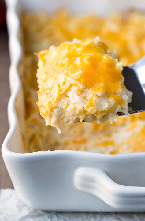 Potato casserole Easy Potato Casserole, Casserole Side Dishes, Cheesy Potato Casserole, Christmas Sides, Cheesy Casserole, Potatoe Casserole Recipes, Potato Side Dishes, Easy Cheesy, Potato Casserole